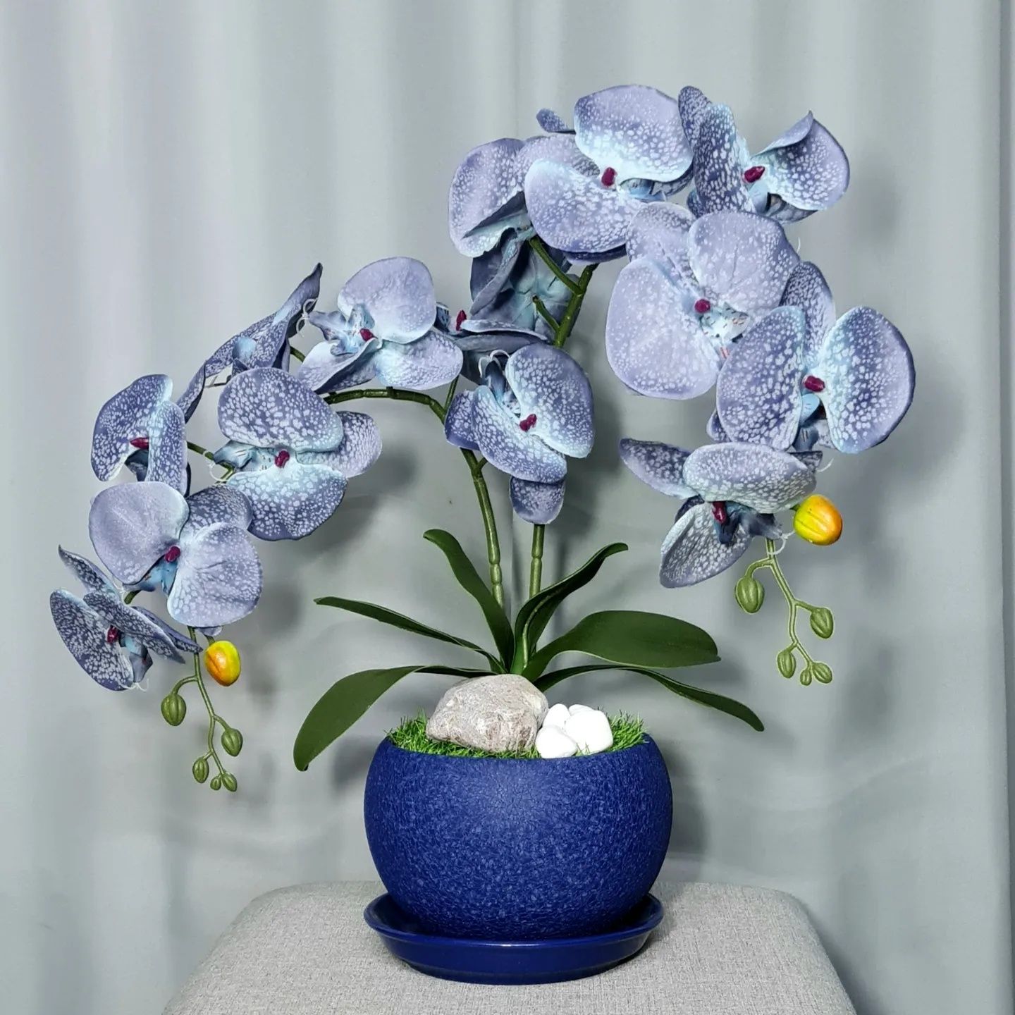 Орхідея домініка, метелик - штучна з латексу, тканини - продам