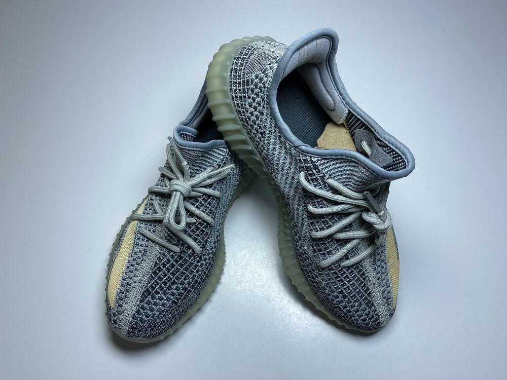 ОРИГІНАЛ 100% Кросівки ADIDAS YEEZY BOOST 350 V2 GY7657 (43-27.5см)