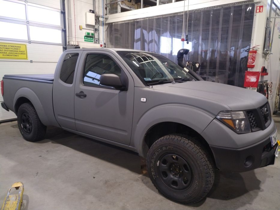 Nissan Frontier Navara 4.0 V6 King Cab  4x4 / Zamiana
