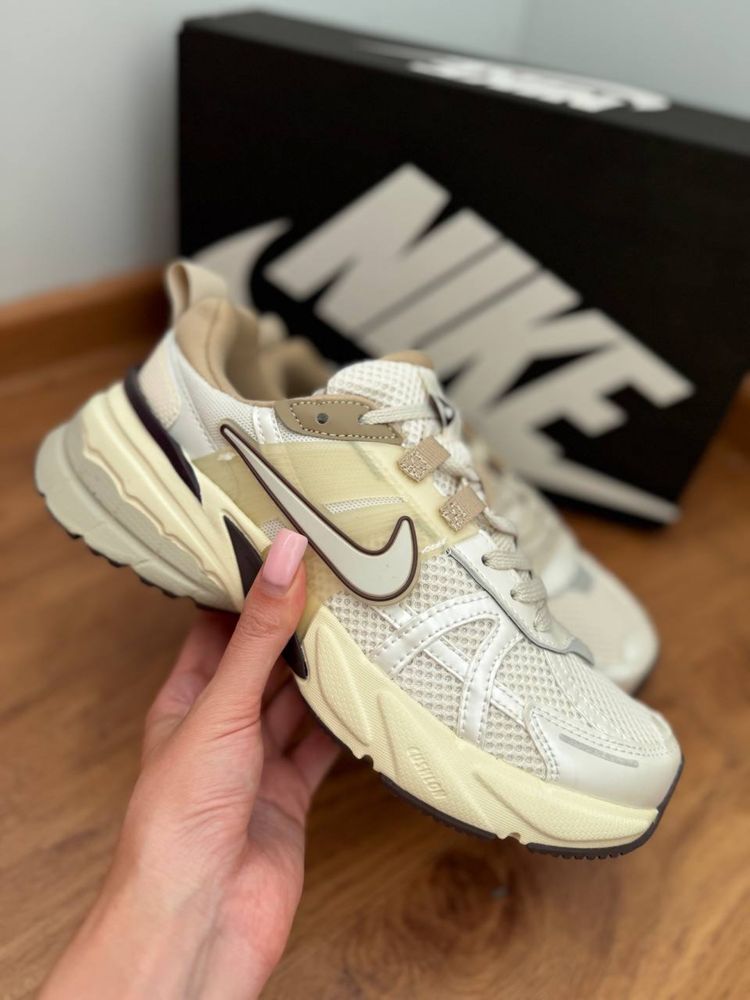Кросівки Nike V2K Run Кроссовки Найк v2k run жіночі літні