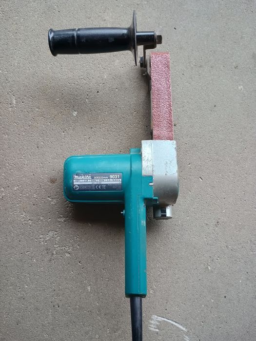 Pilnik taśmowy Makita 9031 szlifierka taśmowa