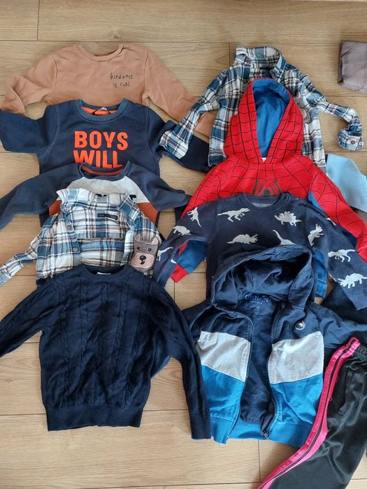 Продам пакет речей на хлопчика