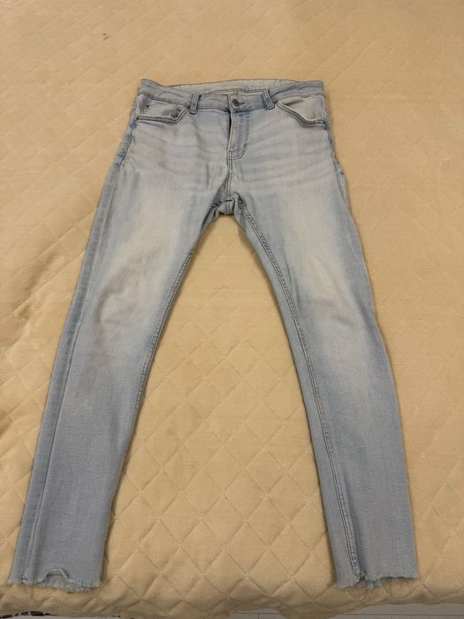 Продам чоловічі джинси Bershka EUR 42, USA 32, MEX 32