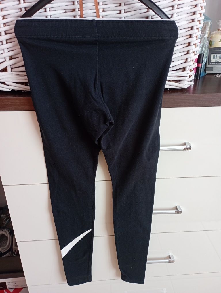 Legginsy nike rozm XS.