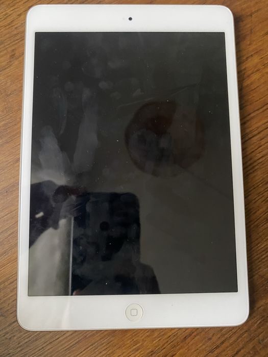 Продам Ipad mini