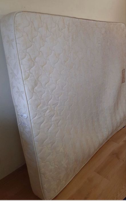 Продається матрац 160/200