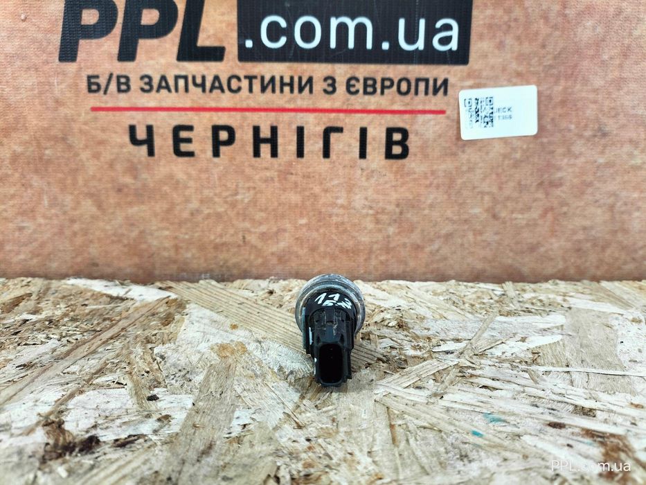 Lexus NX II 21- 2.5 RAV4 Датчик давления топлива в рейке 89458-33030