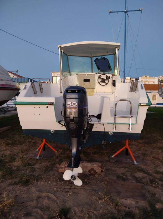 Vendo embarcação Baltt timoneiro 5.30