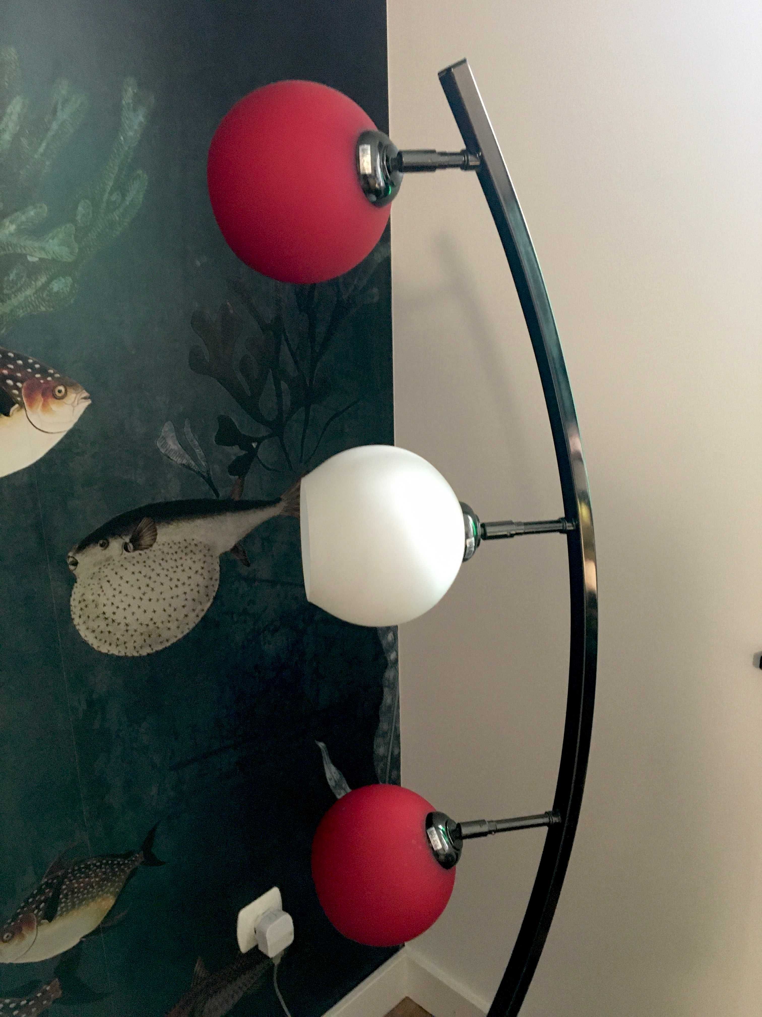Lampa podłogowa czerwono biala 3 klosze wysokość 160cm