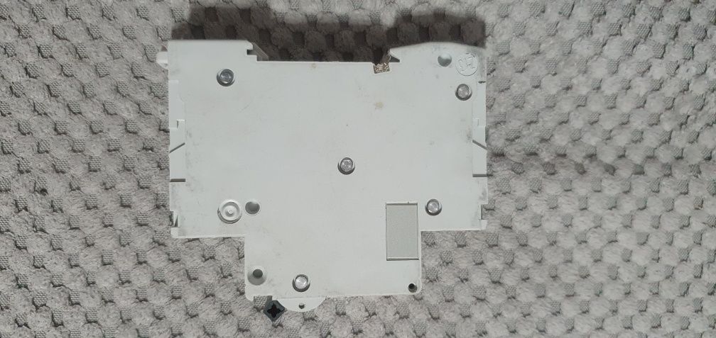 Wyłącznik Nadprądowy Merlin Gerin C60N 1P C 20A