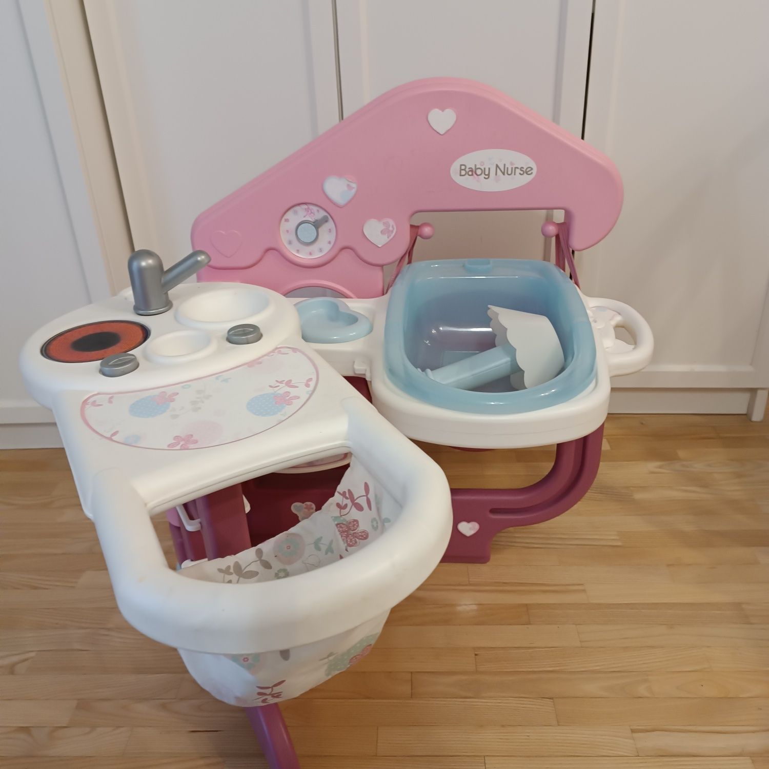 Baby nurse Smoby kącik opiekunki wanienka krzesełko do karmienia lalek
