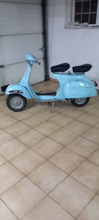 Vespa super 150.
