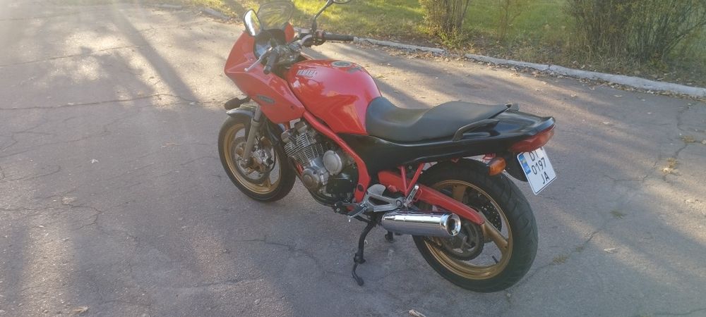 Ямаха XJ600 Diversion