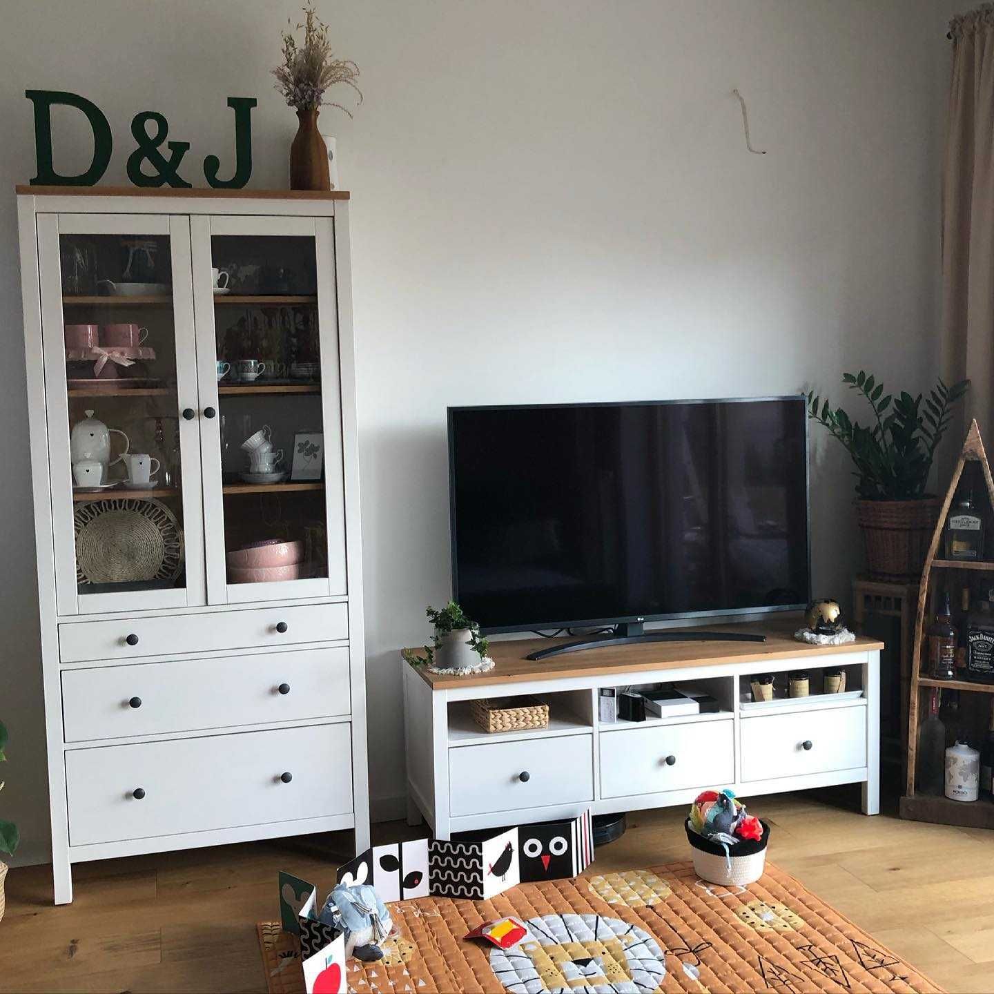 HEMNES Szafka Ikea RTV biała bejca/jasnobrązo 148x47x57 Nowa Okazja TV