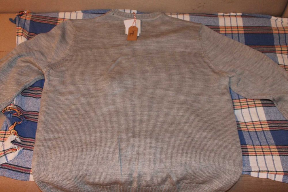 свитер со снеговиком