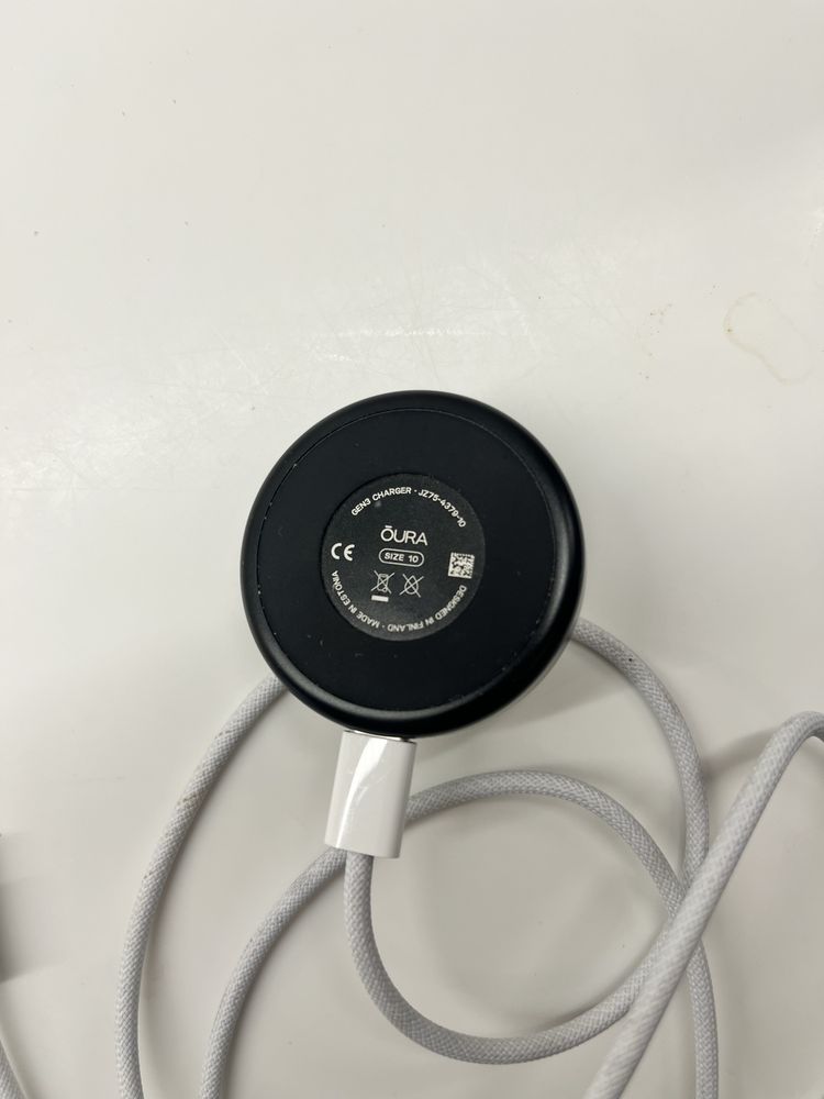 Oura ring Gen 3 Heritage Stealth US10