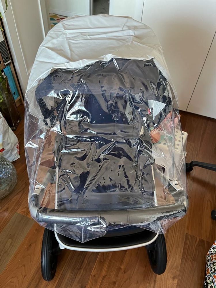 Carrinho de bebé com alcofa Bugaboo