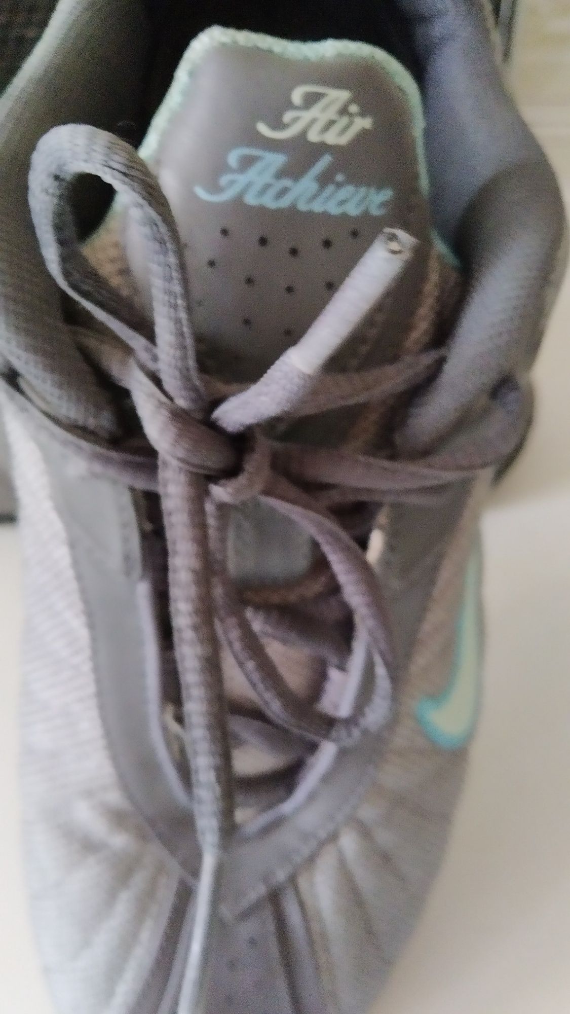 Ténis Nike Air Achieve cinza escuro tamanho 38