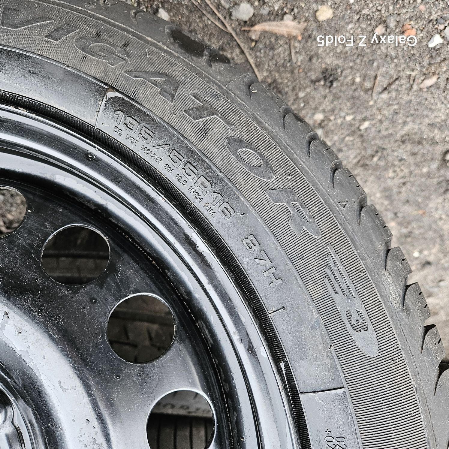Nowe koło 195/55/16 Opel Corsa E Corsa D Meriva 4x100 ET40 Całoroczne