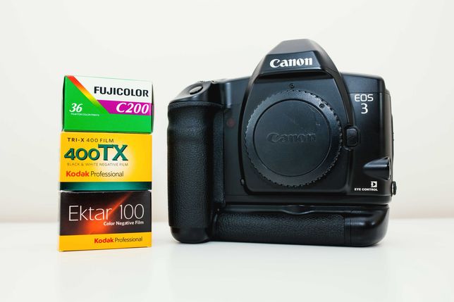 Aparat Canon EOS 3 grip Kodak Ektar 100 + Tri-X 400 + Fujicolor C200