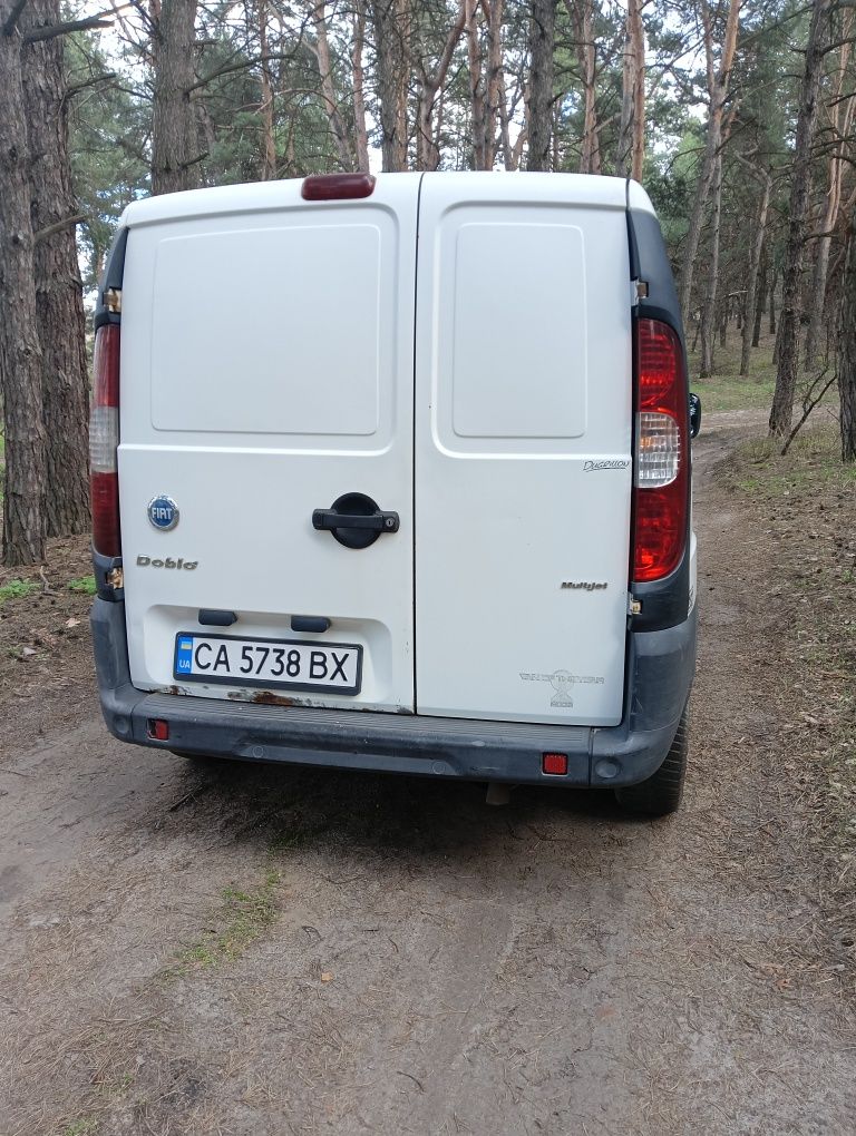 Продаю Fiat Doblo 1.3 Multijet