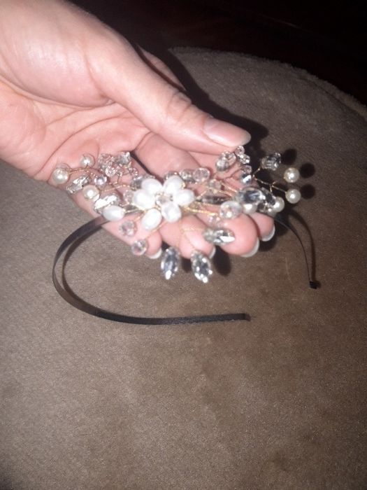 Украшение свадебное цветы на обруче