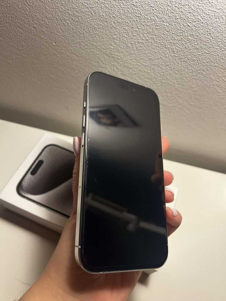 iPhone 15 Pro 128GB - BIAŁY (White Titanium)