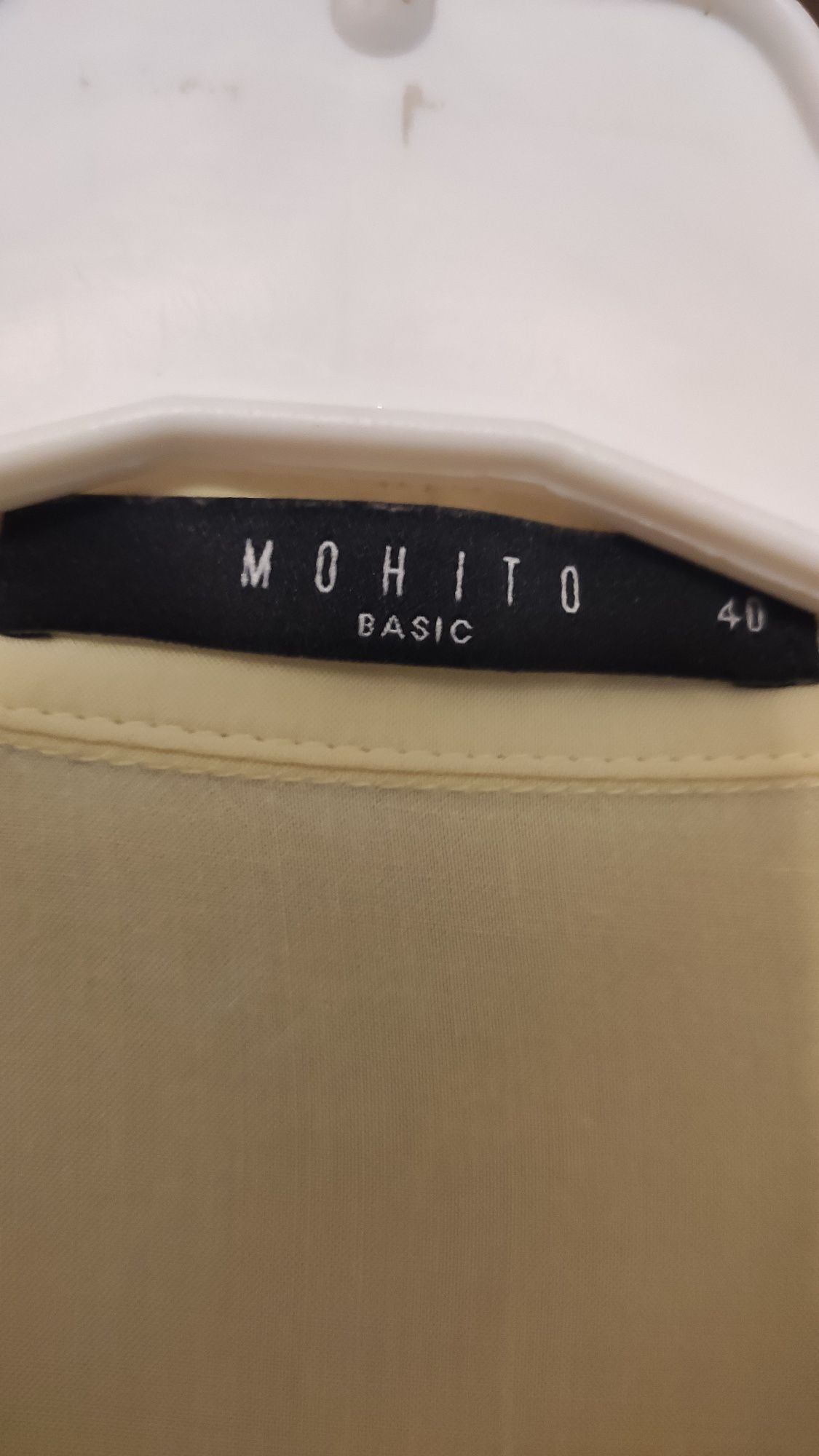 Śliczna bluzka Mohito r.40