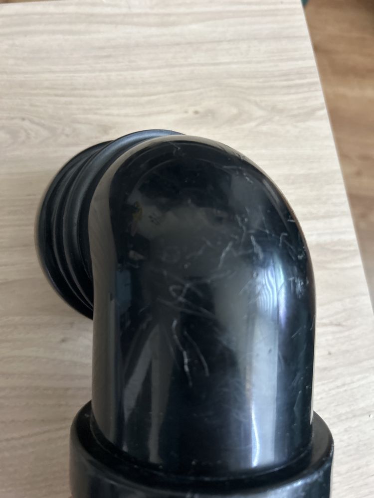 Rura giętka do stelaża WC