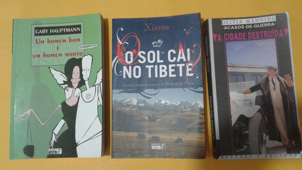 Conjunto de livros da editora Quetzal