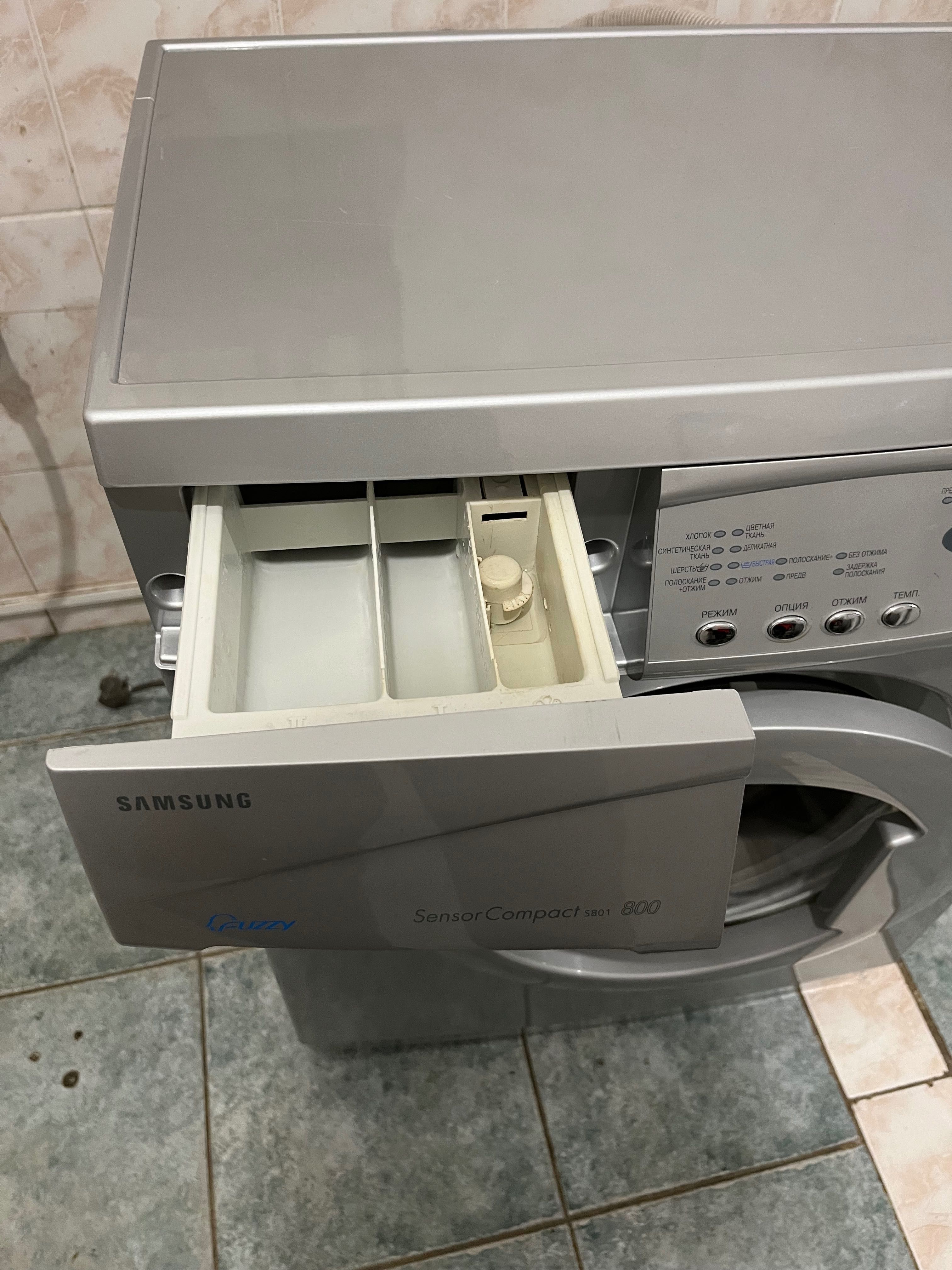 Продам пральну машинку Samsung