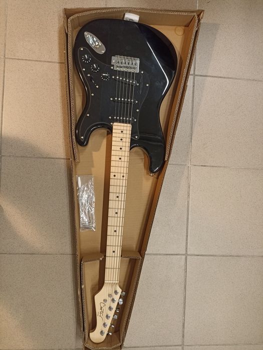 Gitara elektryczna Carter stratocaster
