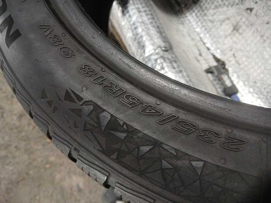 Шини Nexen 235/45R18.2шт. Зима 2020р.(0657)