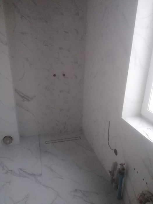 Услуги Плиточника / Сантехника .