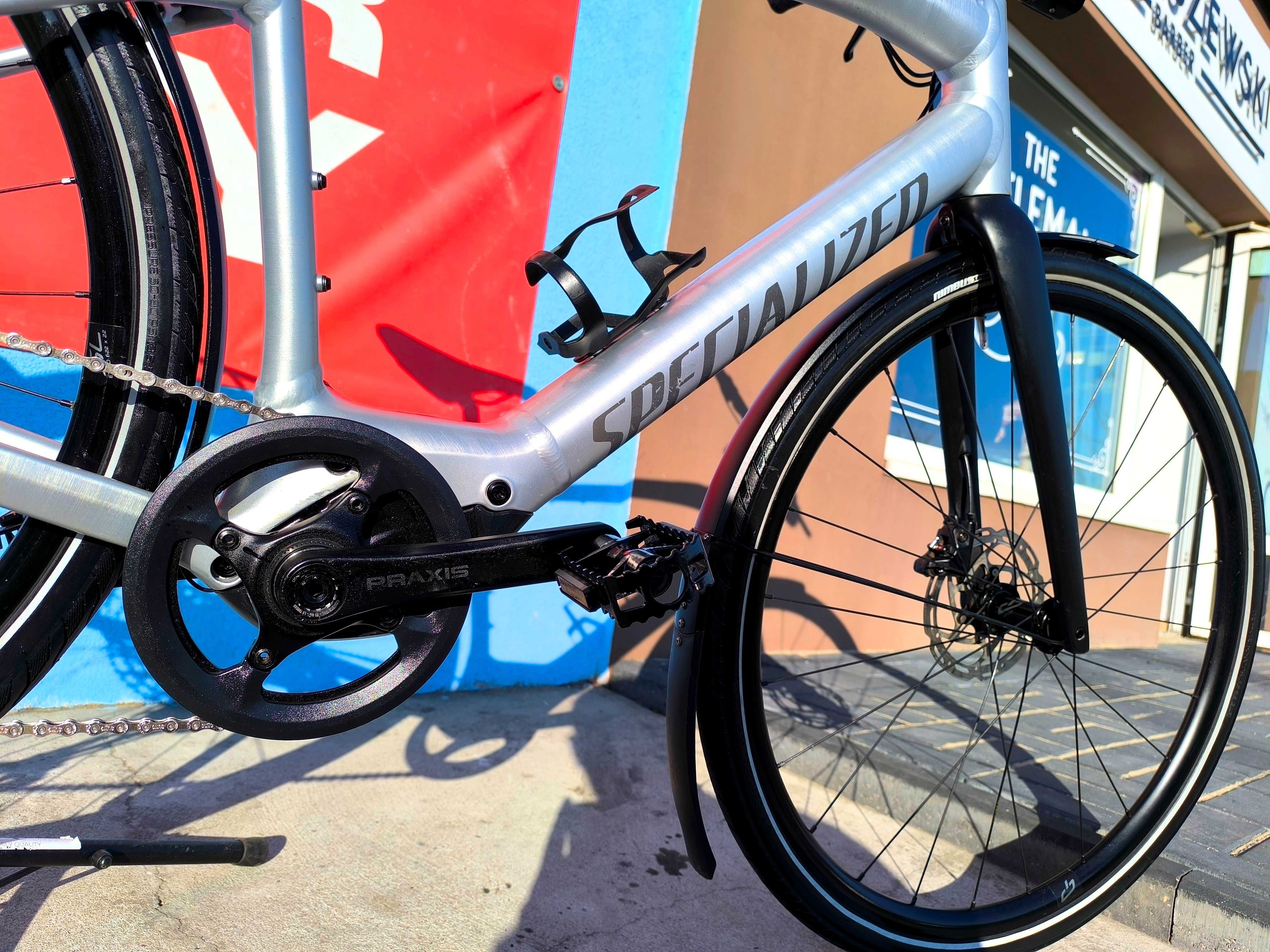 ELEKTRYCZNY SPECIALIZED Vado SL 5.0 EQ 18 Shimano Deore widelec CARBON