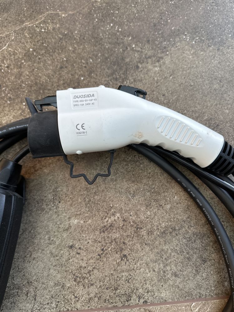 Sprzedam kabel do ladowania Mach e