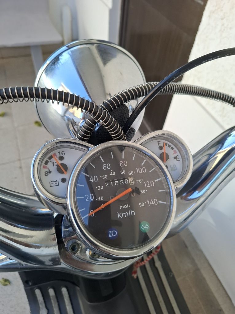 Moto sucter Zenn