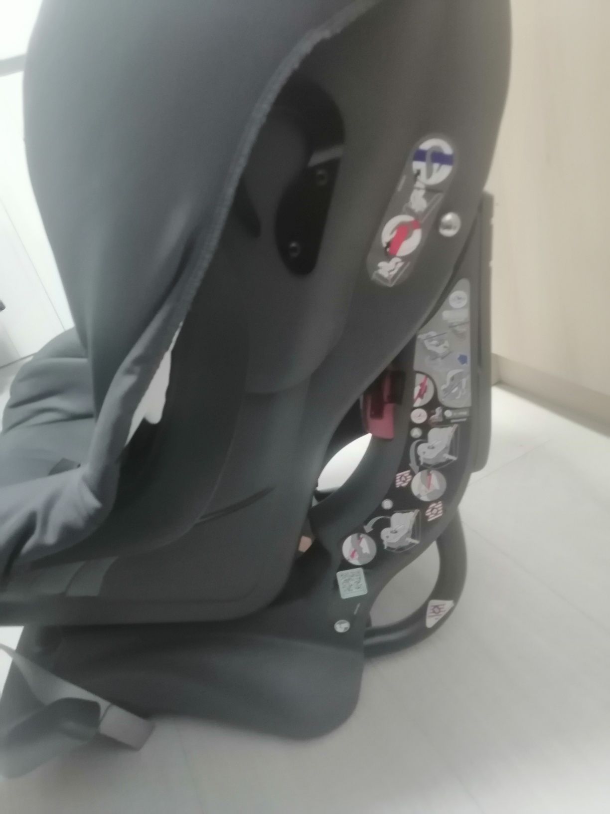 Автокрісло Britax romer first class plus