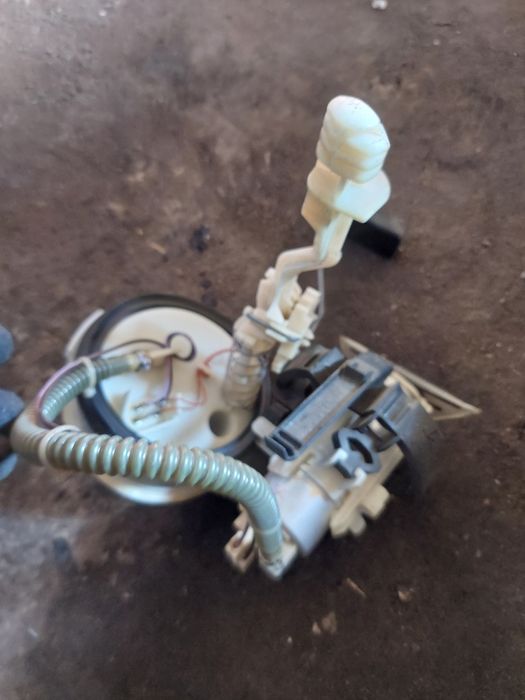 pompka paliwa bmw e39 benzyna kompletna pływak