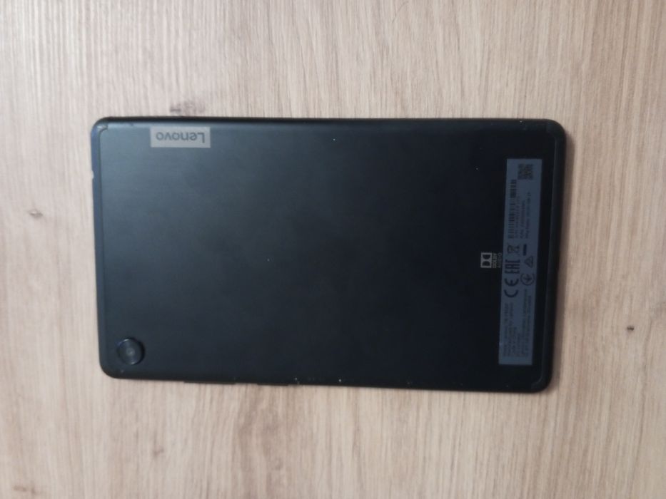 Tablet Lenovo TB-7305F