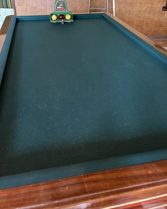 Mesa de bilhar livre usada