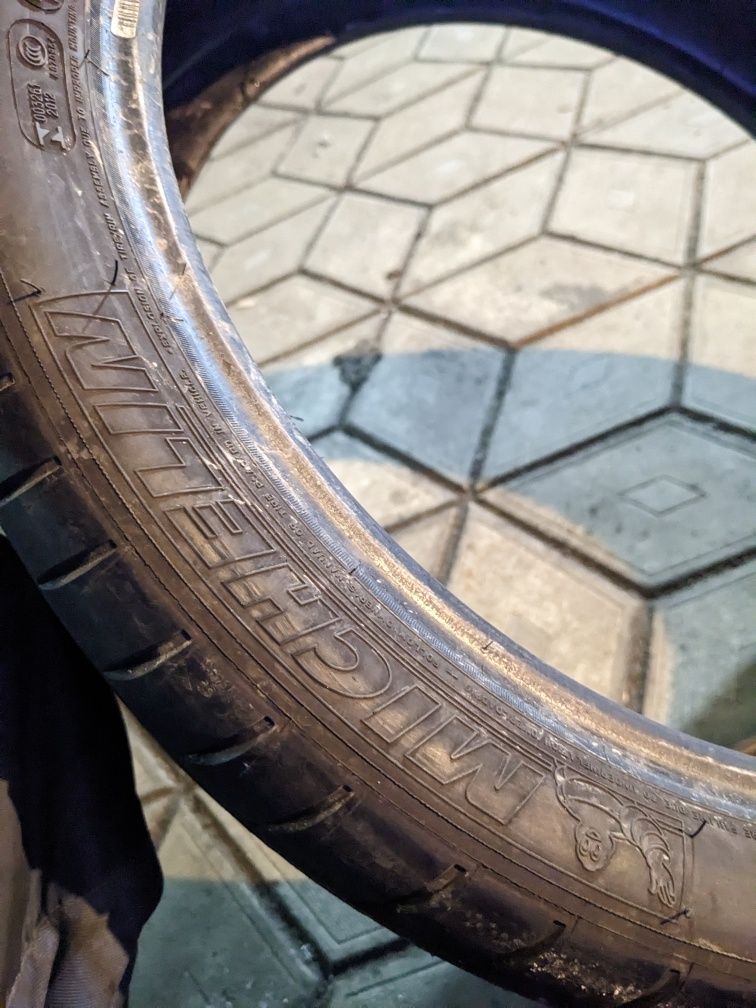 235/35R19 Michelin літо 2017 рік