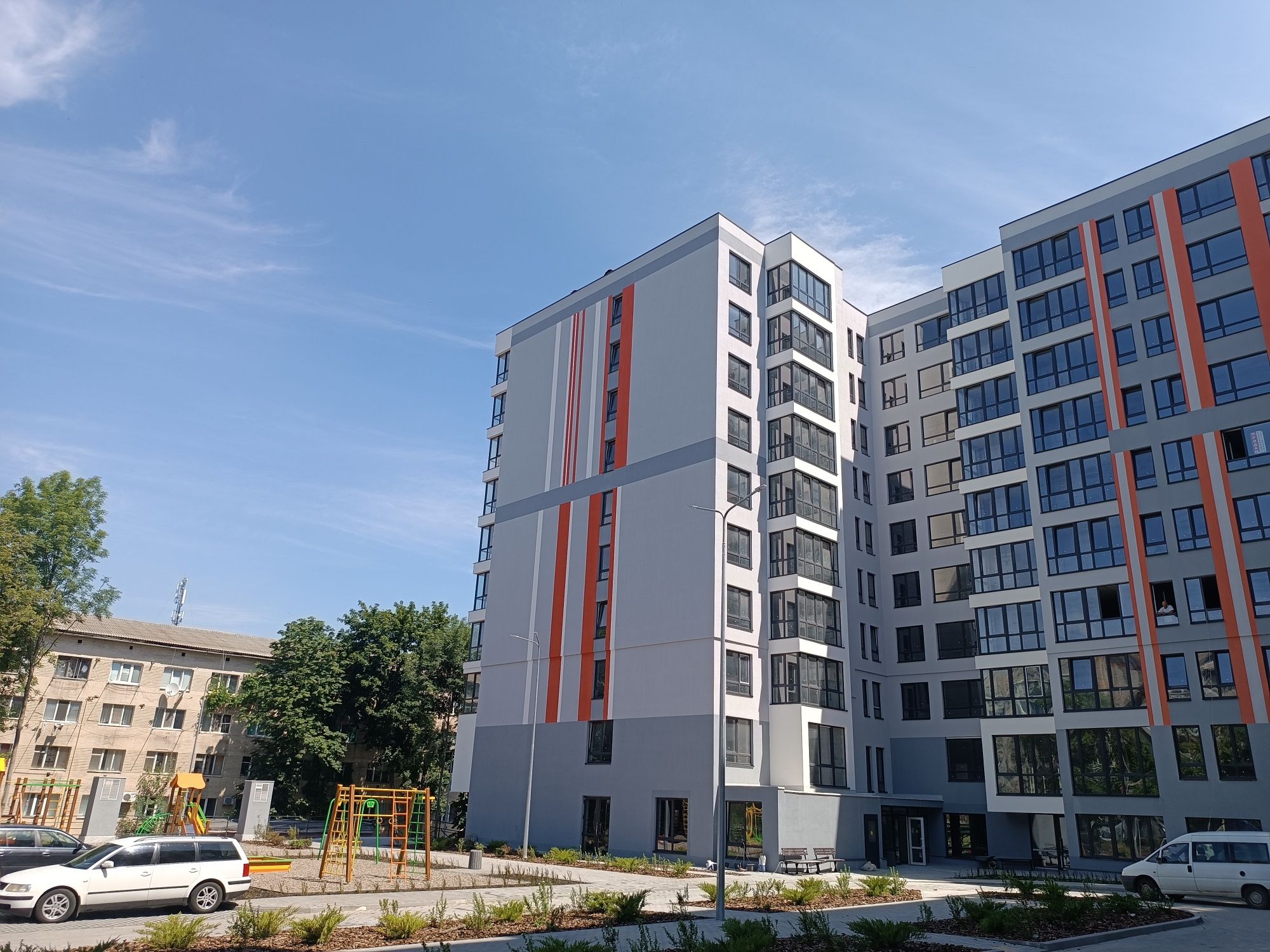 Продаж 1 кк 49 м2 вул. Привокзальна