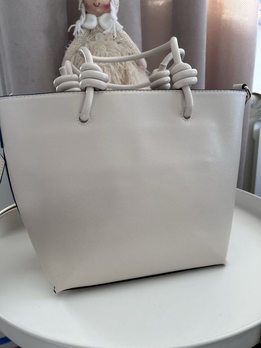 Jasno bezowa torebka Nowa Tous