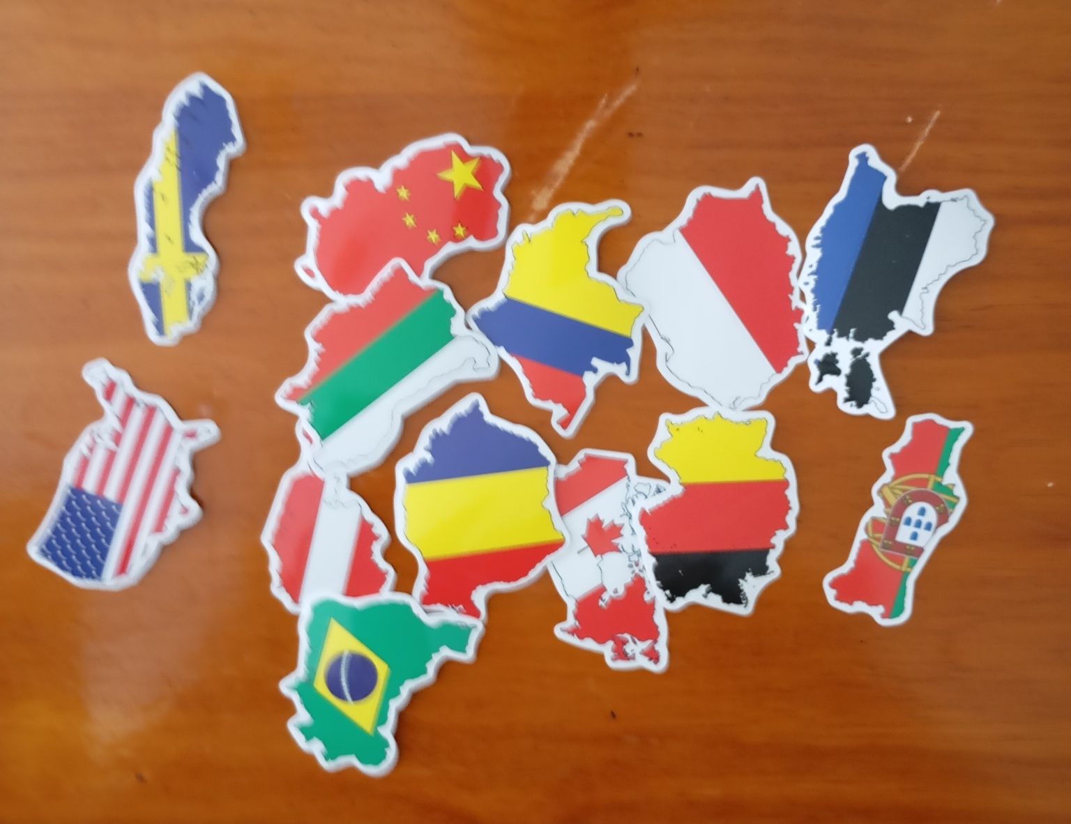 Autocolantes de vários países do mundo