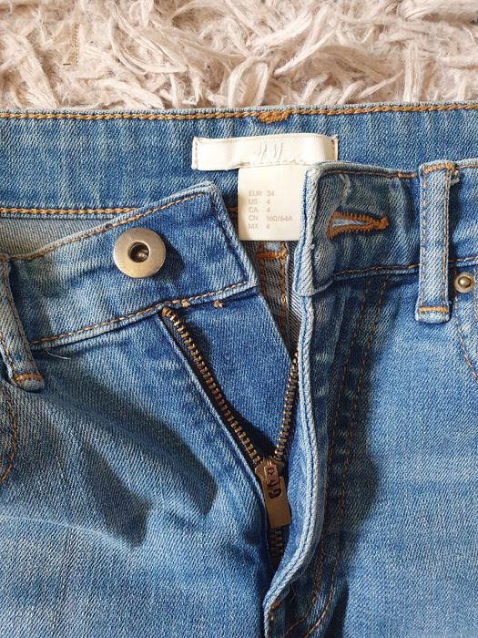 Krótkie spodenki szorty damskie dziewczęce jeansowe H&M rozmiar XS 34