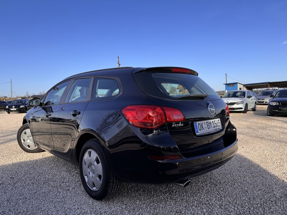 Opel Astra J* 2012 Rok* 2.0 Diesel* Super stan* Zamiana*