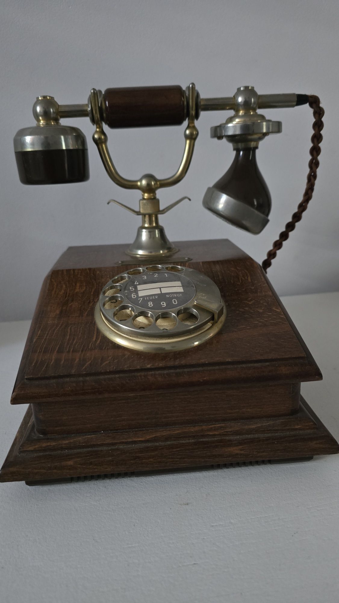 Telefon stacjonarny Lyon