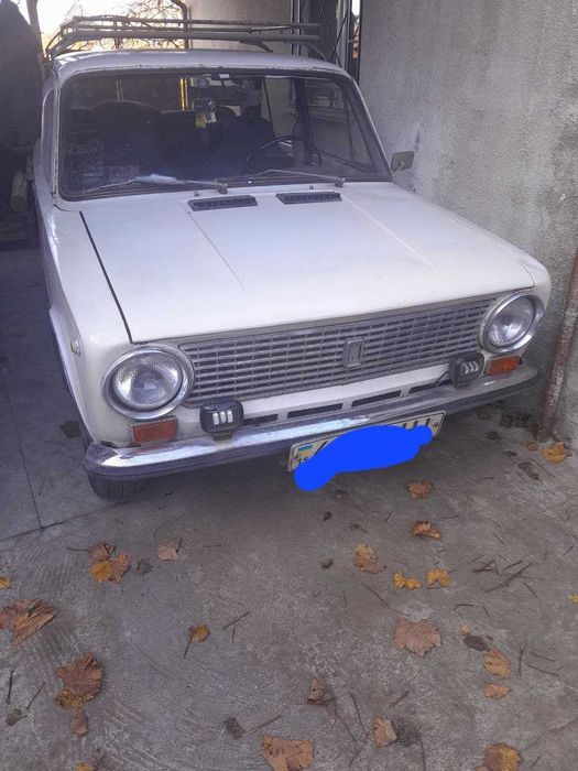 Машина Жигули ваз 21013