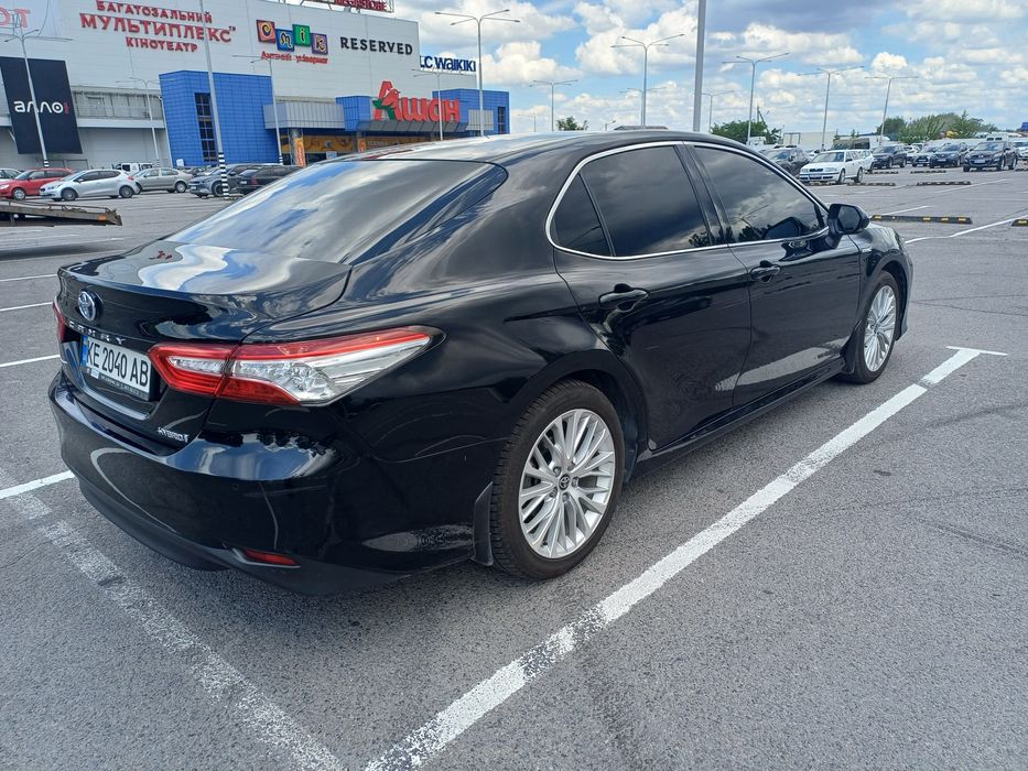 Продам Toyota Camry 2020 года